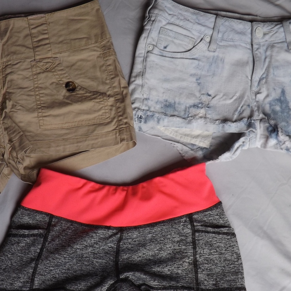 Set of three Shorts Size 3 Bullhead Distressed